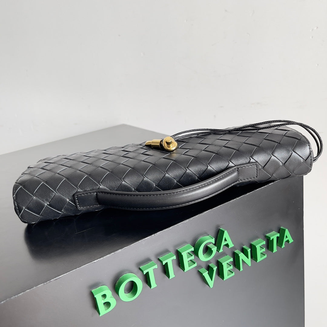 Andiamo Woven Leather Clutch Bag