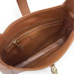 SWORD LUXURY Gucci Jackie 1961 Small Hobo çanta, pürüzsüz kahverengi deri iç astarı ve fermuarlı cep detayı.