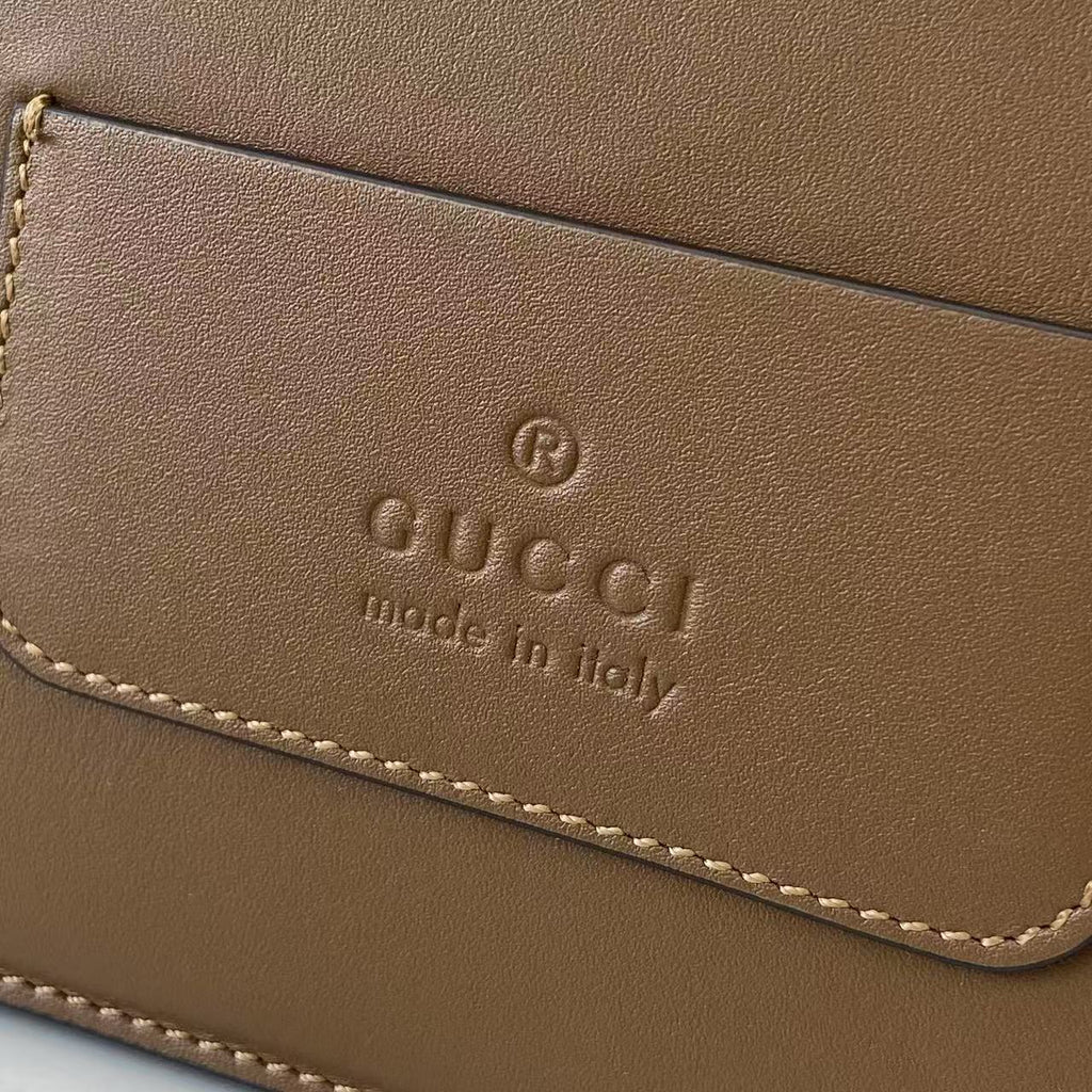 GG Marmont Small Shoulder Bag
