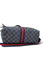 SWORD LUXURY Gucci Giglio GG Supreme kanvas tote çanta, ikonik kırmızı-yeşil web şerit detaylı ve monogram desenli.