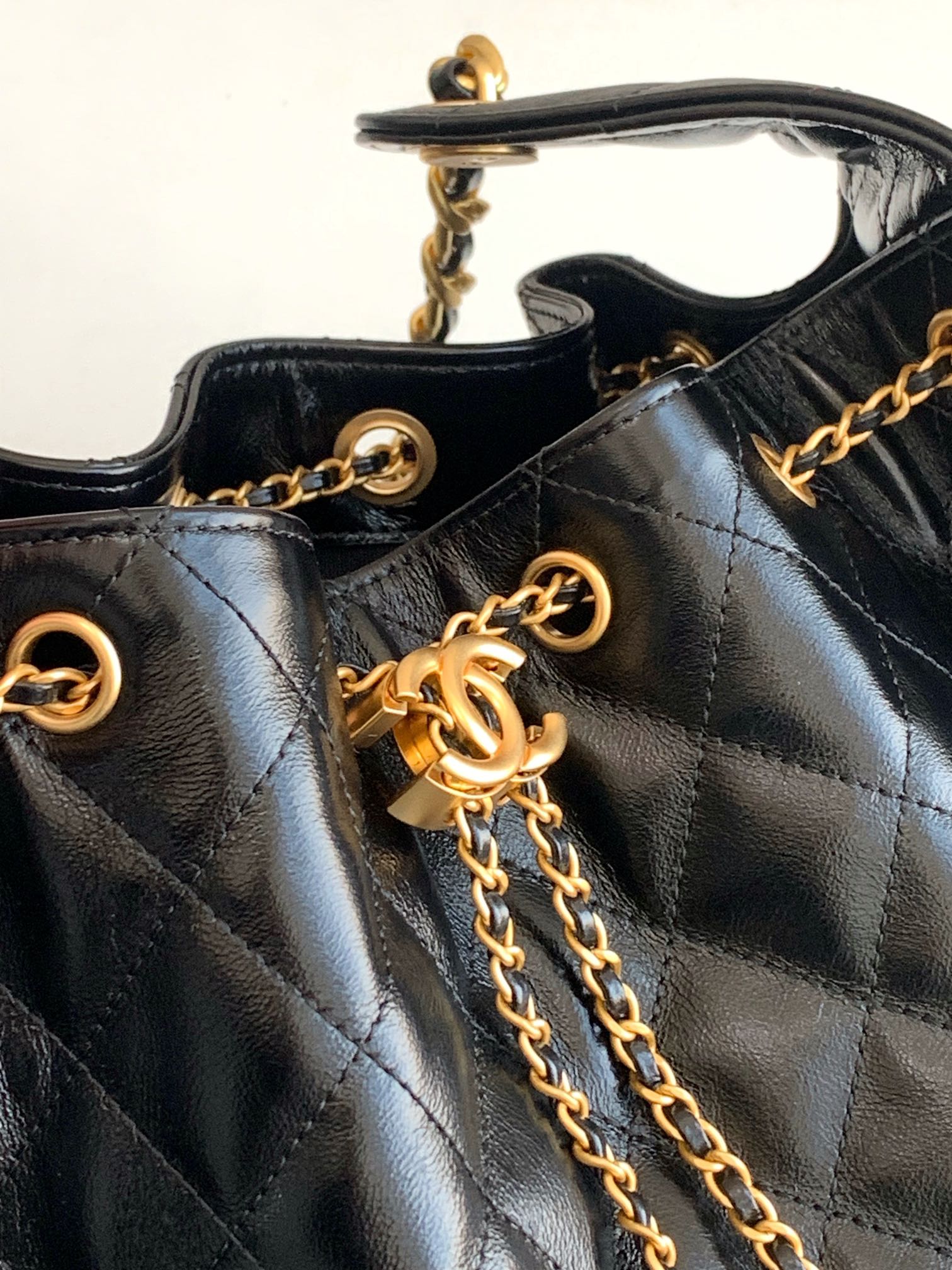 25 Large Quilted Handbag