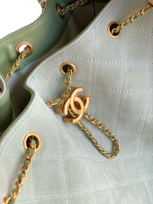 25 Large Suede Bucket Bag
