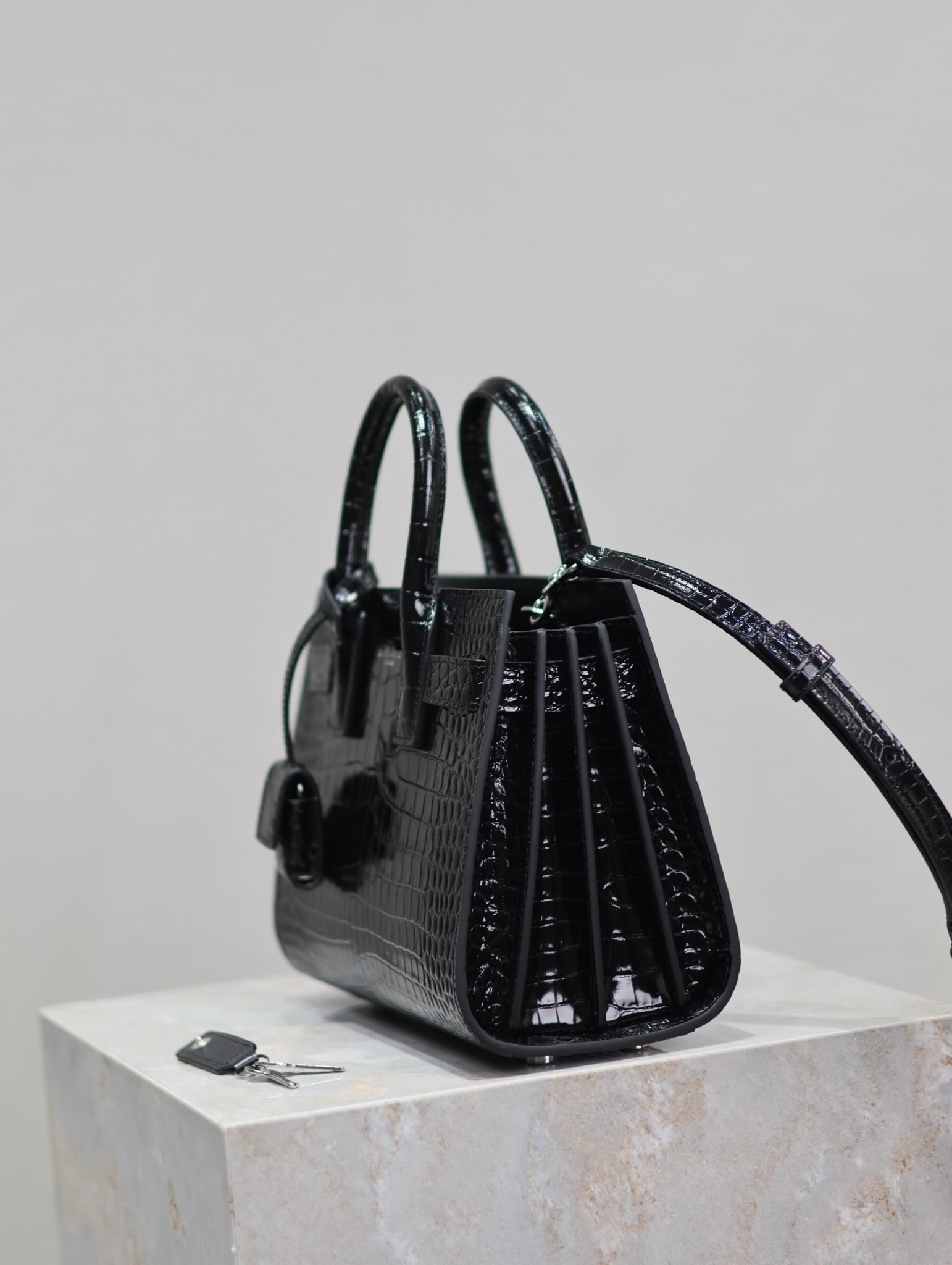 Sac De Jour Nano Bag