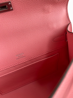 SWORD LUXURY marka pembe Epsom deri Mini Kelly 22cm çanta iç detayı ve marka damgası