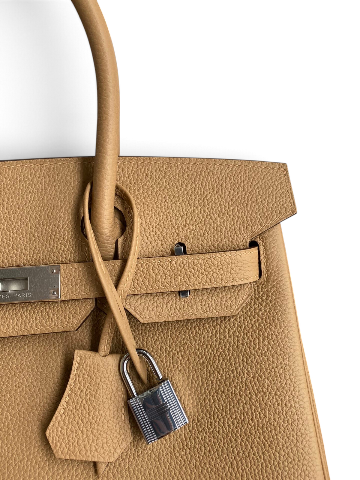 SWORD LUXURY marka, gümüş donanımlı ve kilit detaylı, bej renkli Togo deri Hermès Birkin 30 el çantası.