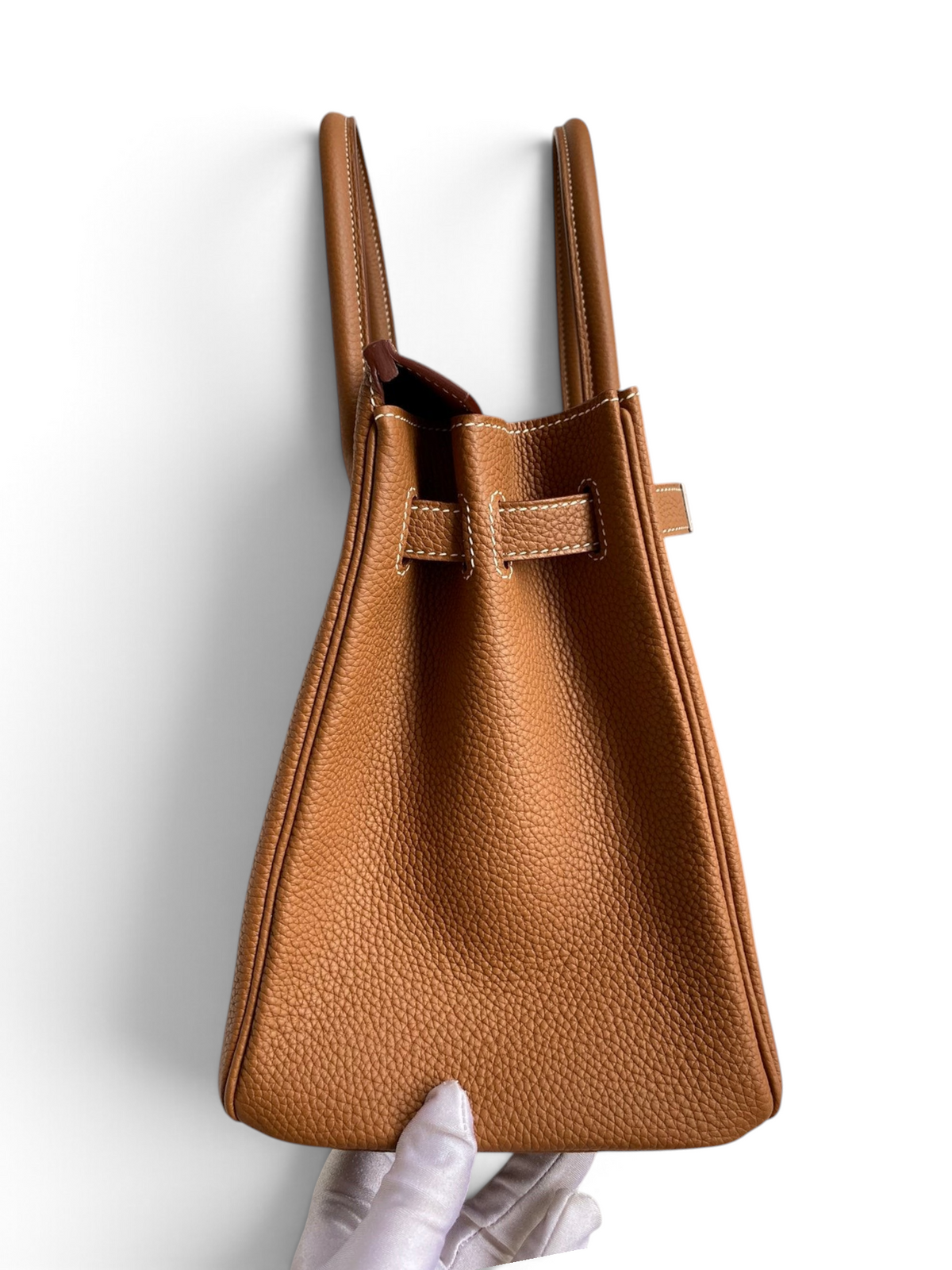 SWORD LUXURY marka taba rengi Togo deri Hermès Birkin 30 çanta, kutu içinde yan profilden görünüm