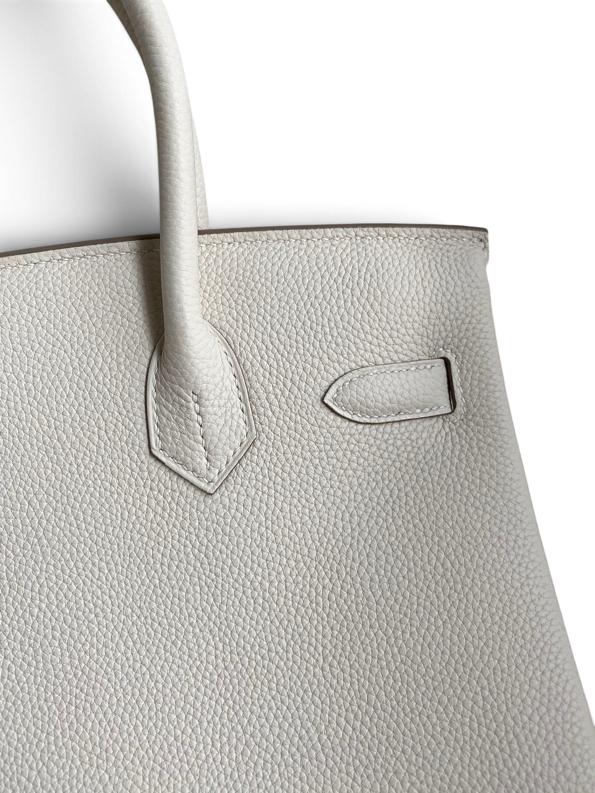 SWORD LUXURY marka, beyaz Togo deri dokulu Hermès Birkin 30 çanta detayı.