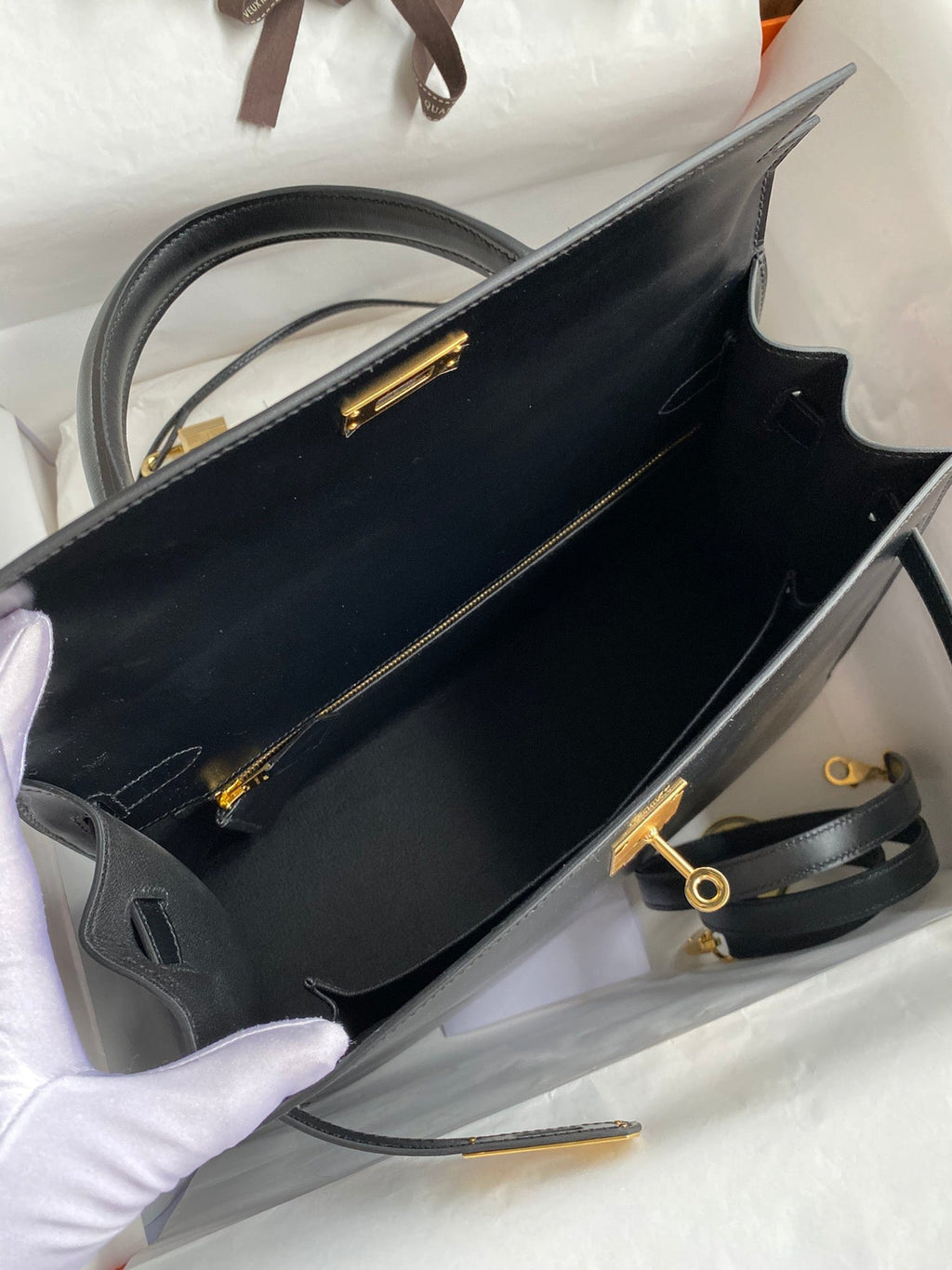 Kelly 32cm Box Leather Handbag