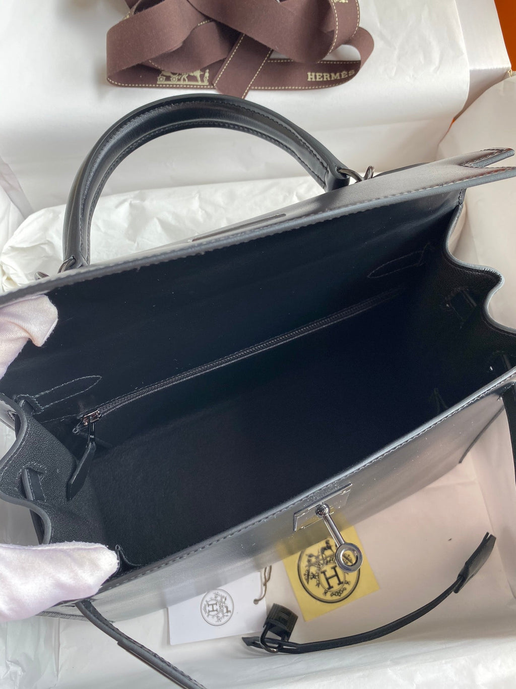 Kelly 25cm Box Leather Handbag
