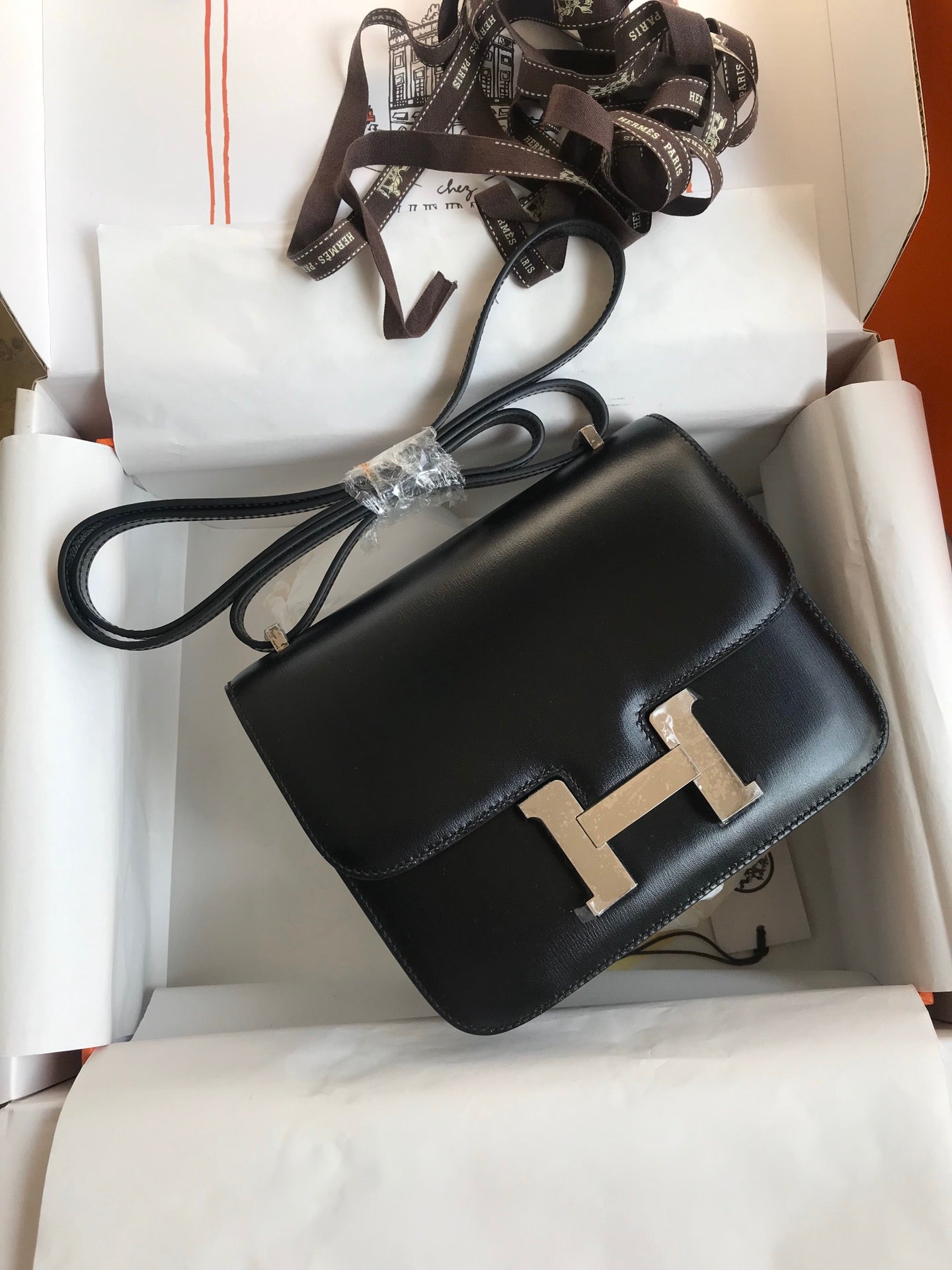 Constance 19cm Box Leather Handbag