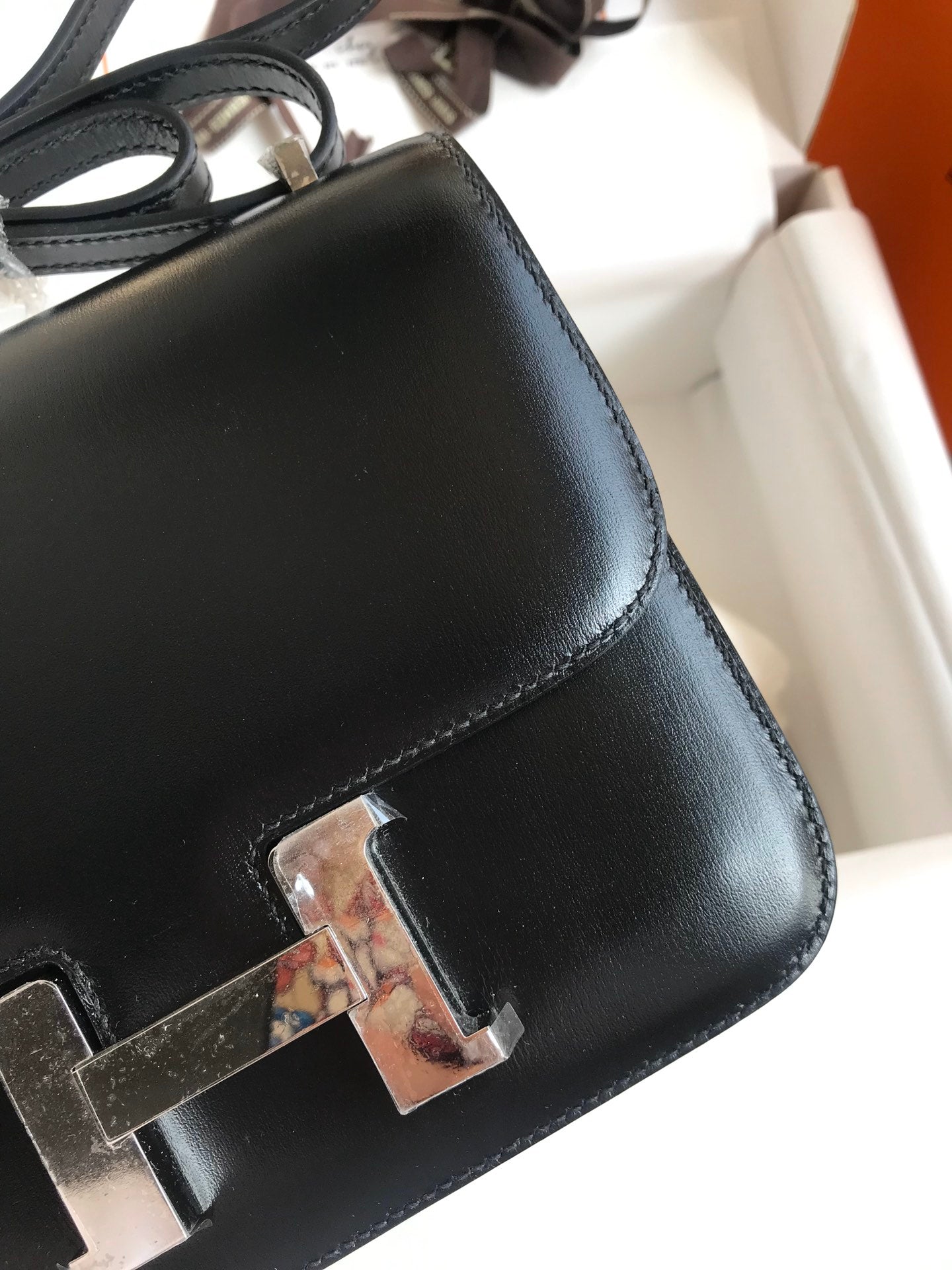 Constance 19cm Box Leather Handbag
