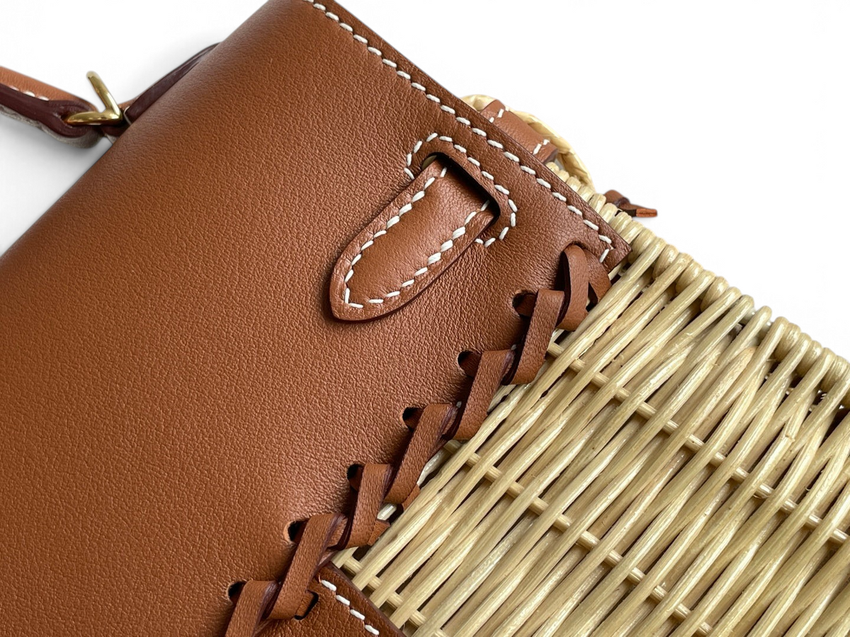 Kelly Picnic Bag 20 cm — Gold Brown / Gold Hardware image 7