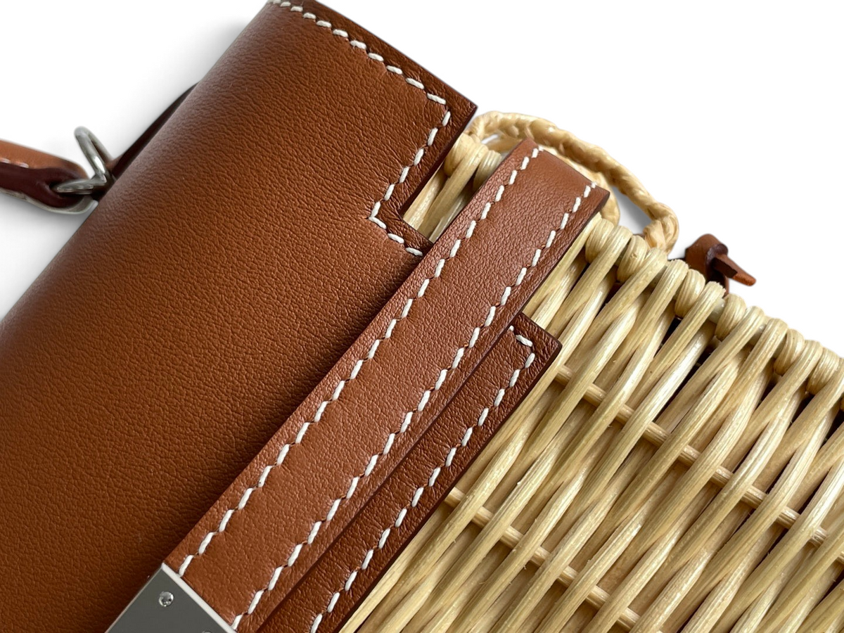 Kelly Picnic Bag 20 cm — Gold Brown / Silver Hardware image 6
