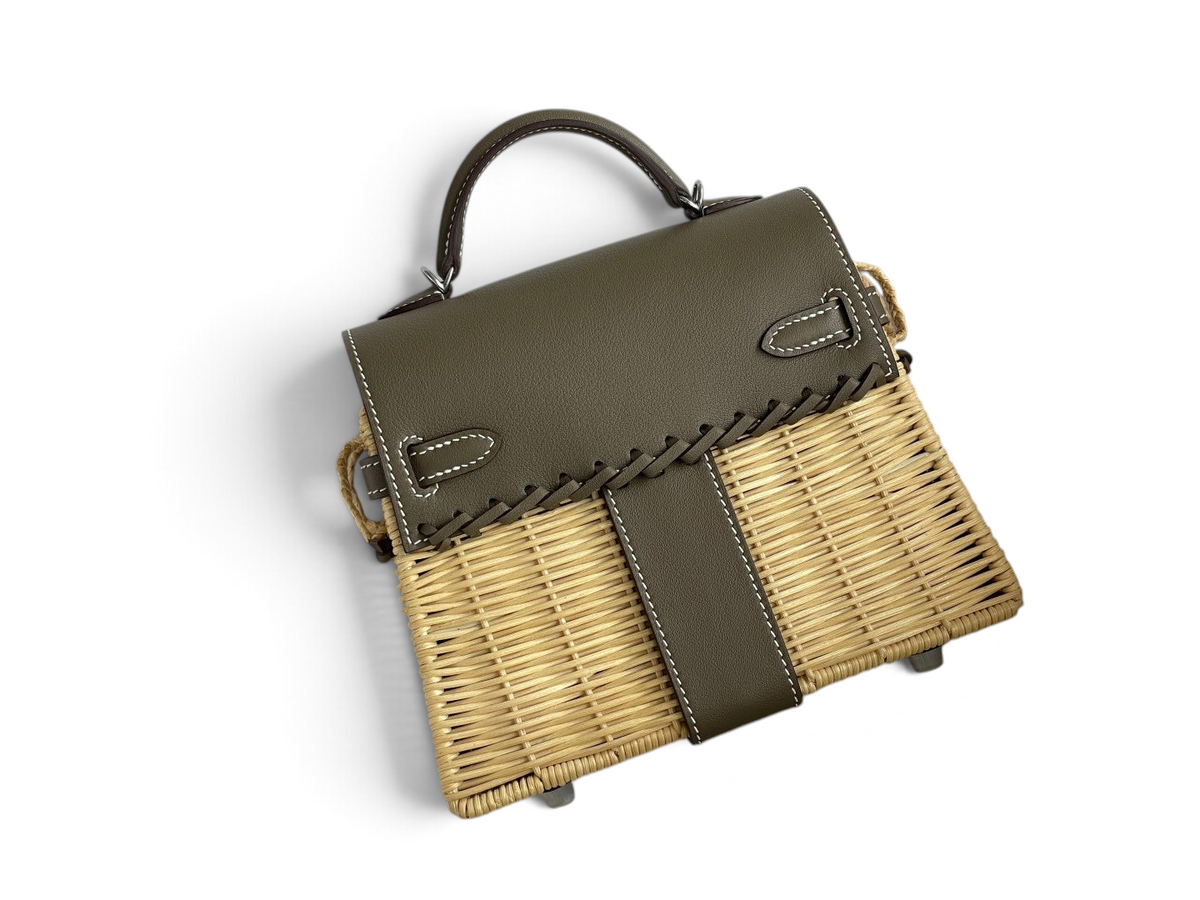 Kelly Picnic Bag 20 cm — Elephant Gray / Silver Hardware image 2