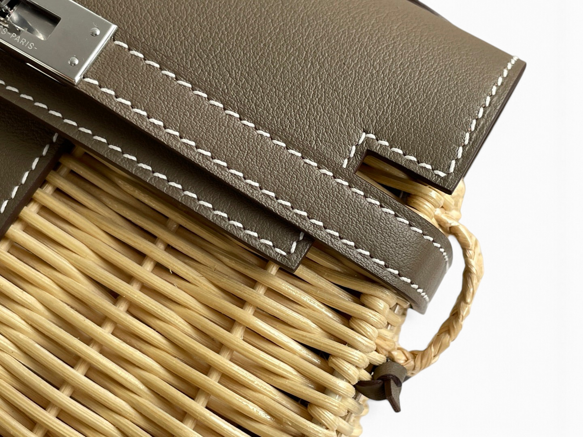 Kelly Picnic Bag 20 cm — Elephant Gray / Silver Hardware image 5