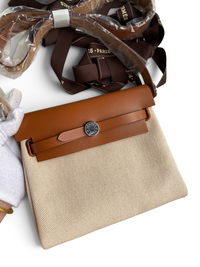 Mini Herbag 20 cm — Gold Brown / Silver Hardware