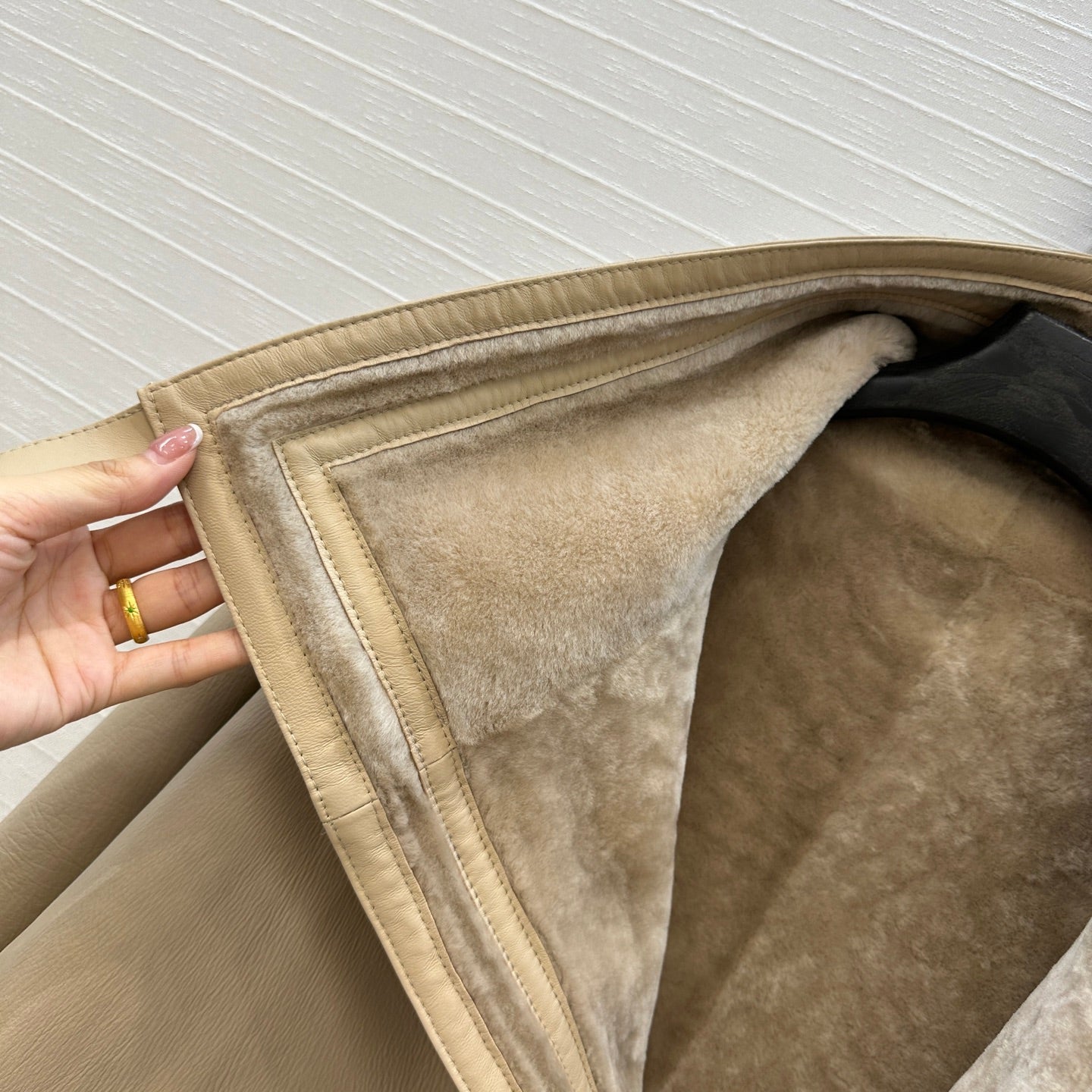 Shearling Reversible Coat – Sand Beige Edition
