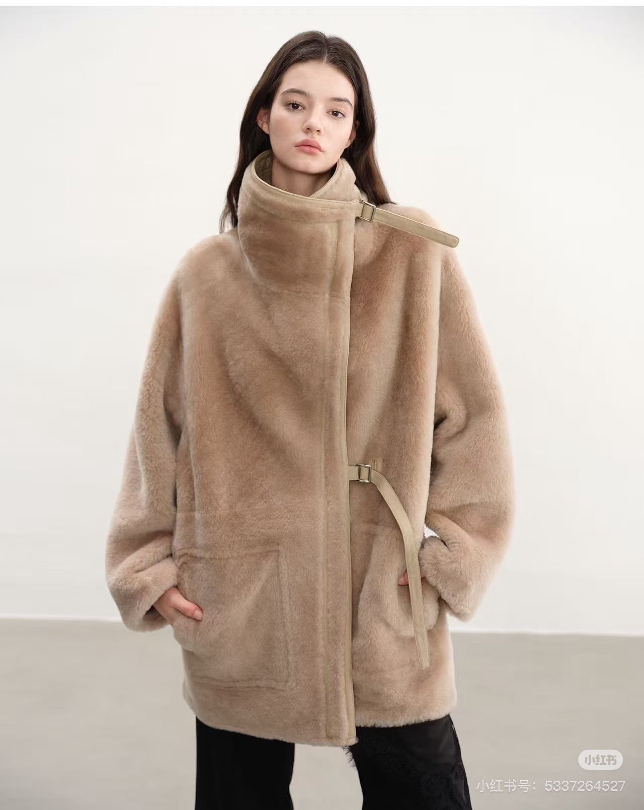 Shearling Reversible Coat – Sand Beige Edition