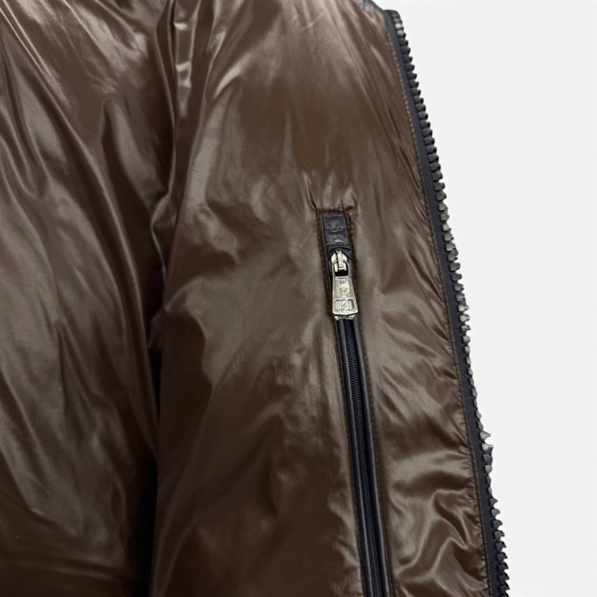 Maya Hooded Short Goose Down Jacket