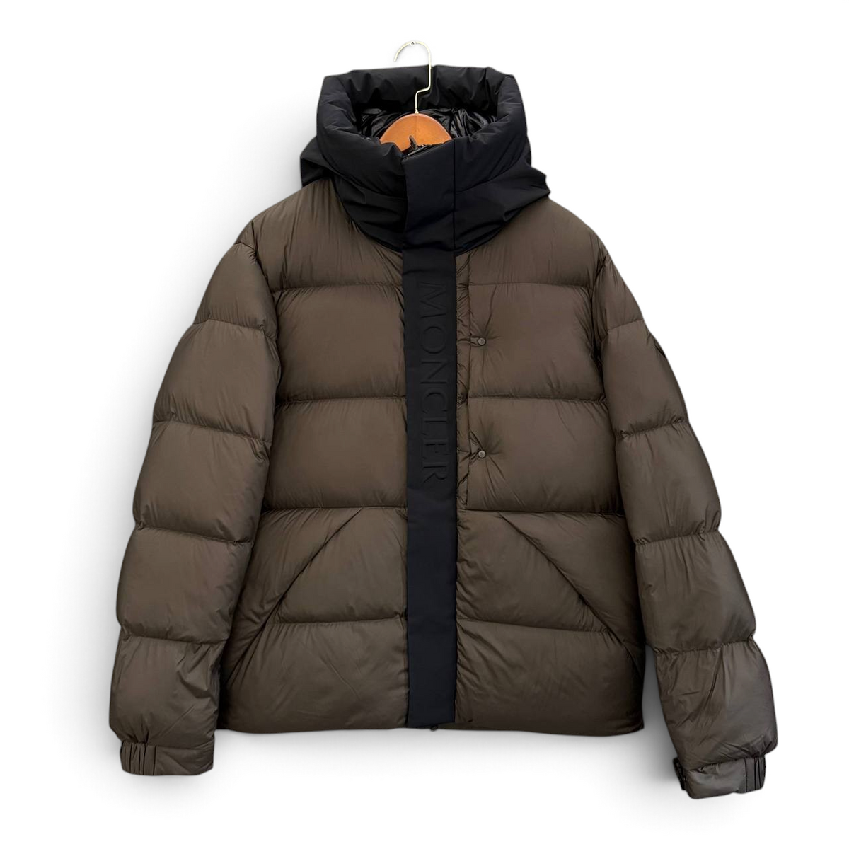 Madeira Hooded Short Goose Down Jacket