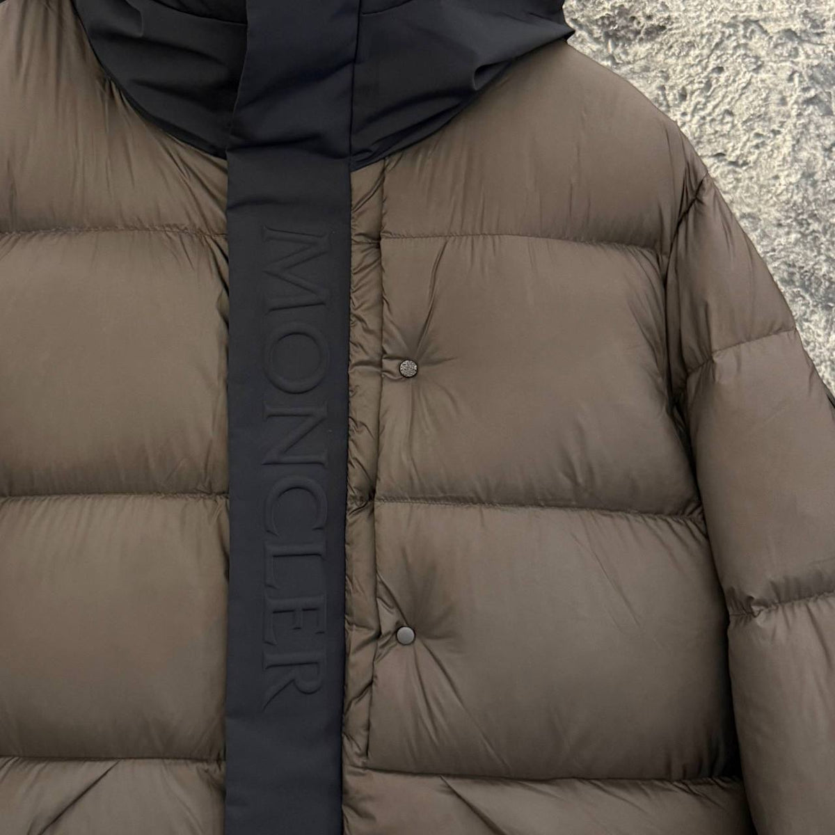 Madeira Hooded Short Goose Down Jacket