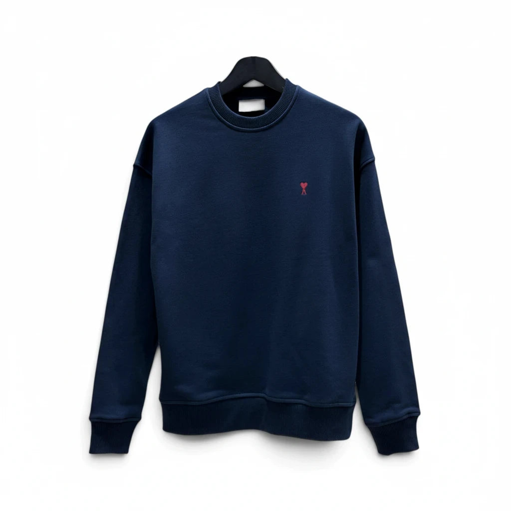 SWORD LUXURY lacivert bisiklet yaka sweatshirt, göğüs kısmında kırmızı kalp nakış detaylı, pamuklu kumaş.