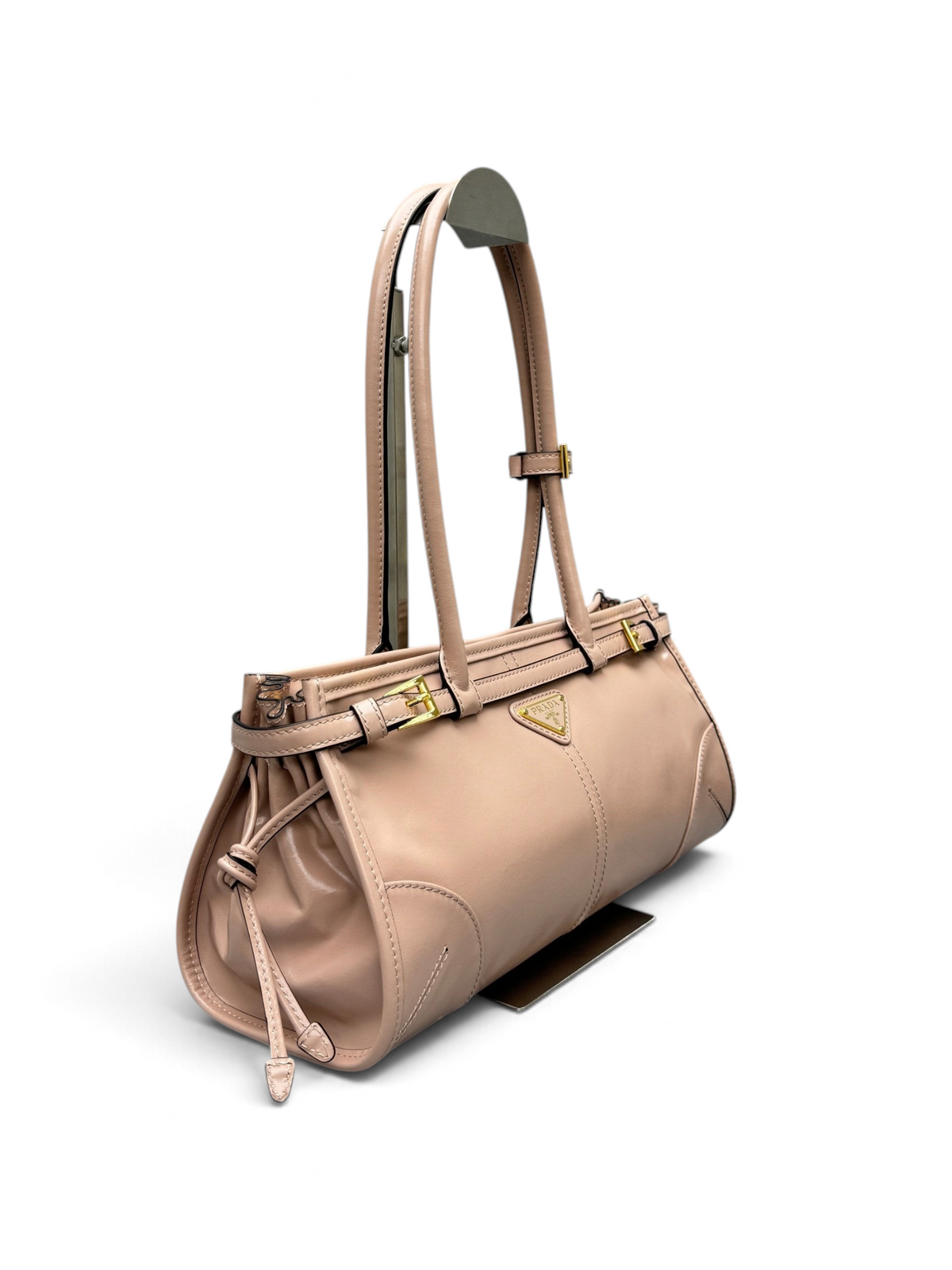Bonnie Medium pink handbag angled