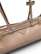 Bonnie Medium pink bag hardware detail