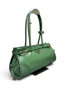Bonnie Medium dark green handbag angled