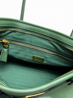 Bonnie Medium dark green bag zipper detail
