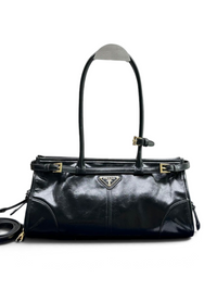 Bonnie Medium Waxed Leather Shoulder Bag – Black